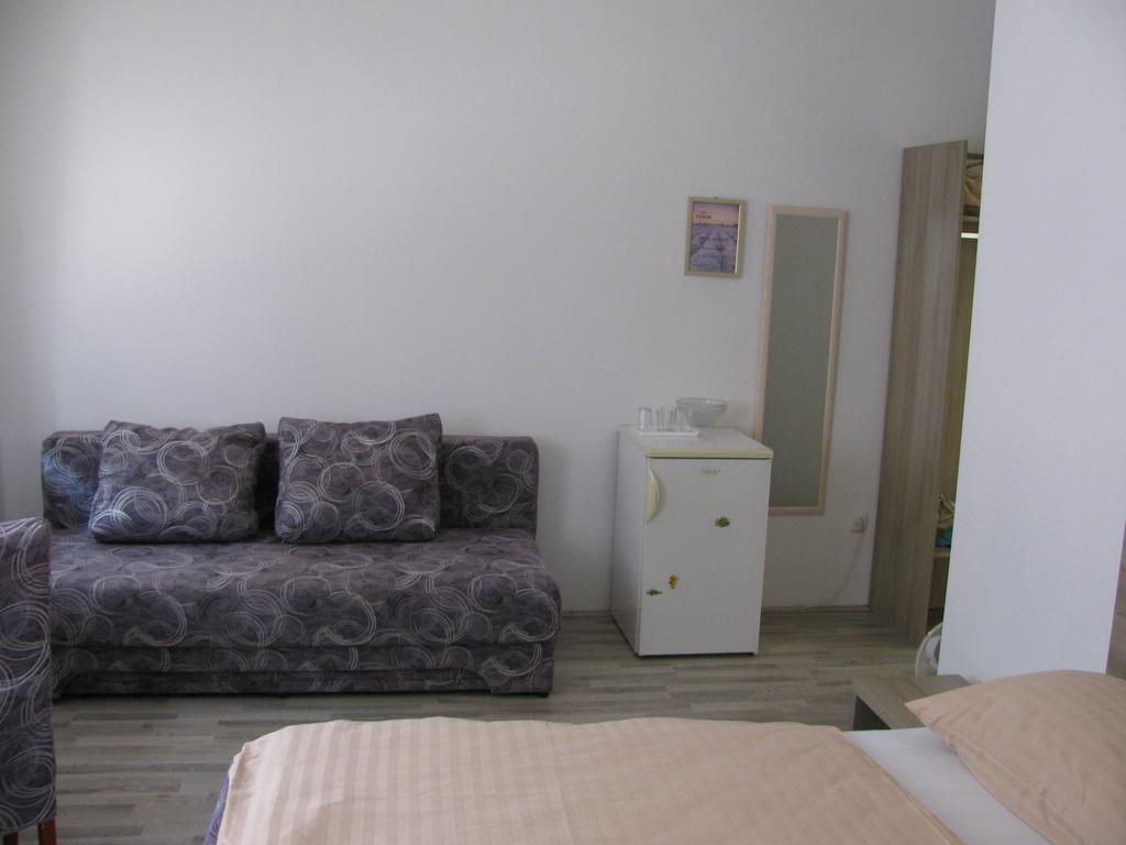 Guest House Villa Herbarium Slavonski Brod Kamer foto