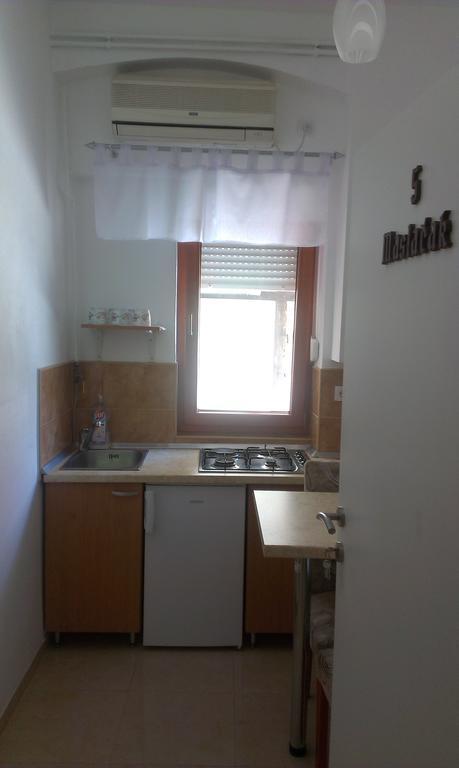 Guest House Villa Herbarium Slavonski Brod Kamer foto
