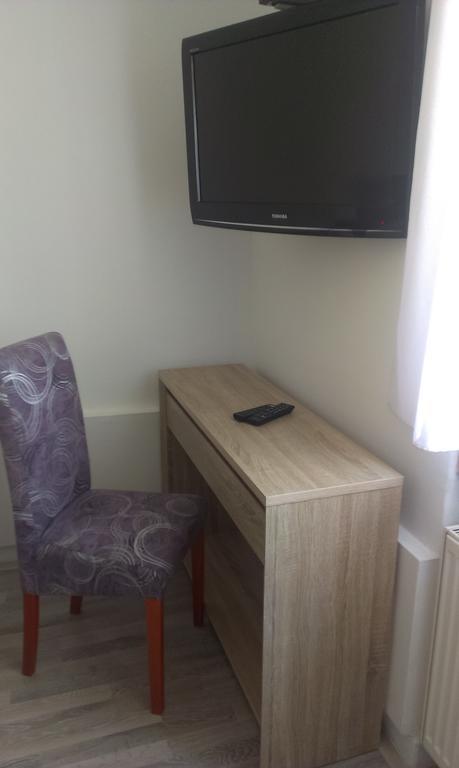 Guest House Villa Herbarium Slavonski Brod Kamer foto