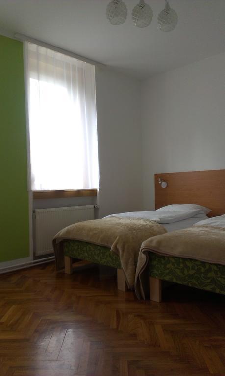 Guest House Villa Herbarium Slavonski Brod Kamer foto