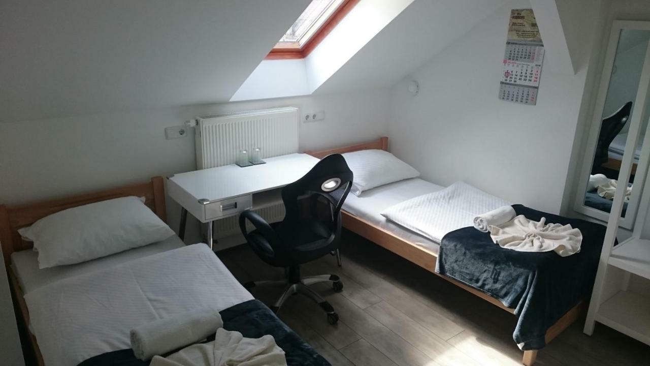 Guest House Villa Herbarium Slavonski Brod Buitenkant foto