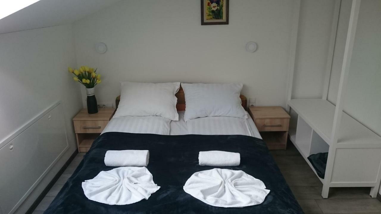 Guest House Villa Herbarium Slavonski Brod Buitenkant foto