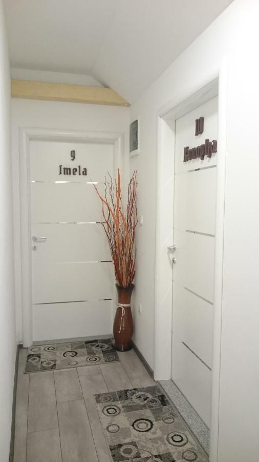 Guest House Villa Herbarium Slavonski Brod Buitenkant foto